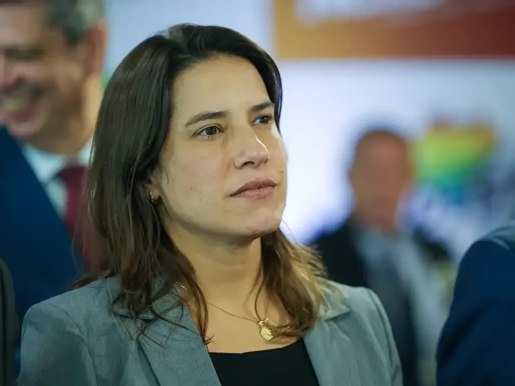 Raquel Lyra cobra Alepe e pede celeridade